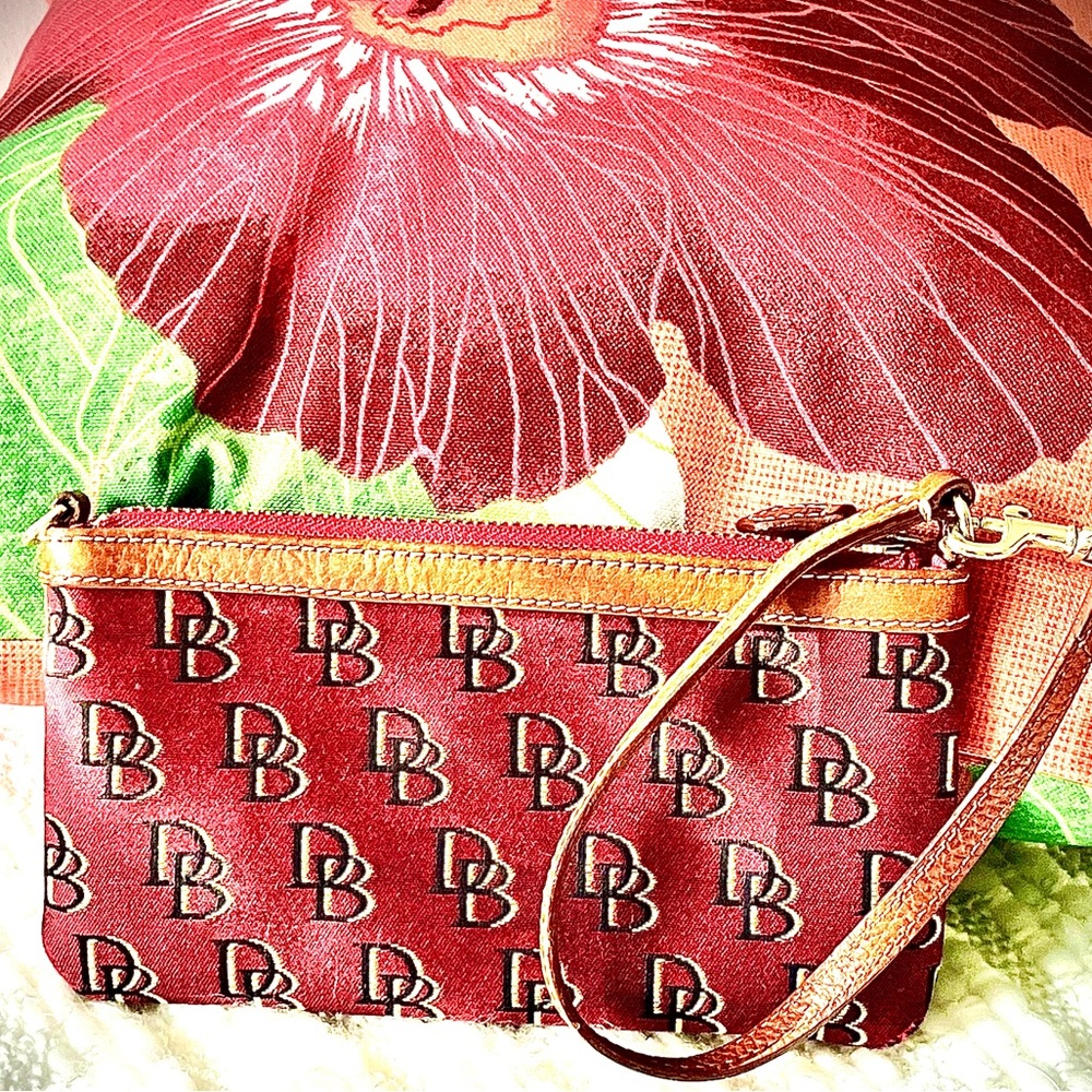 Dooney & Bourke Red Wristlet Stylish and Versatile